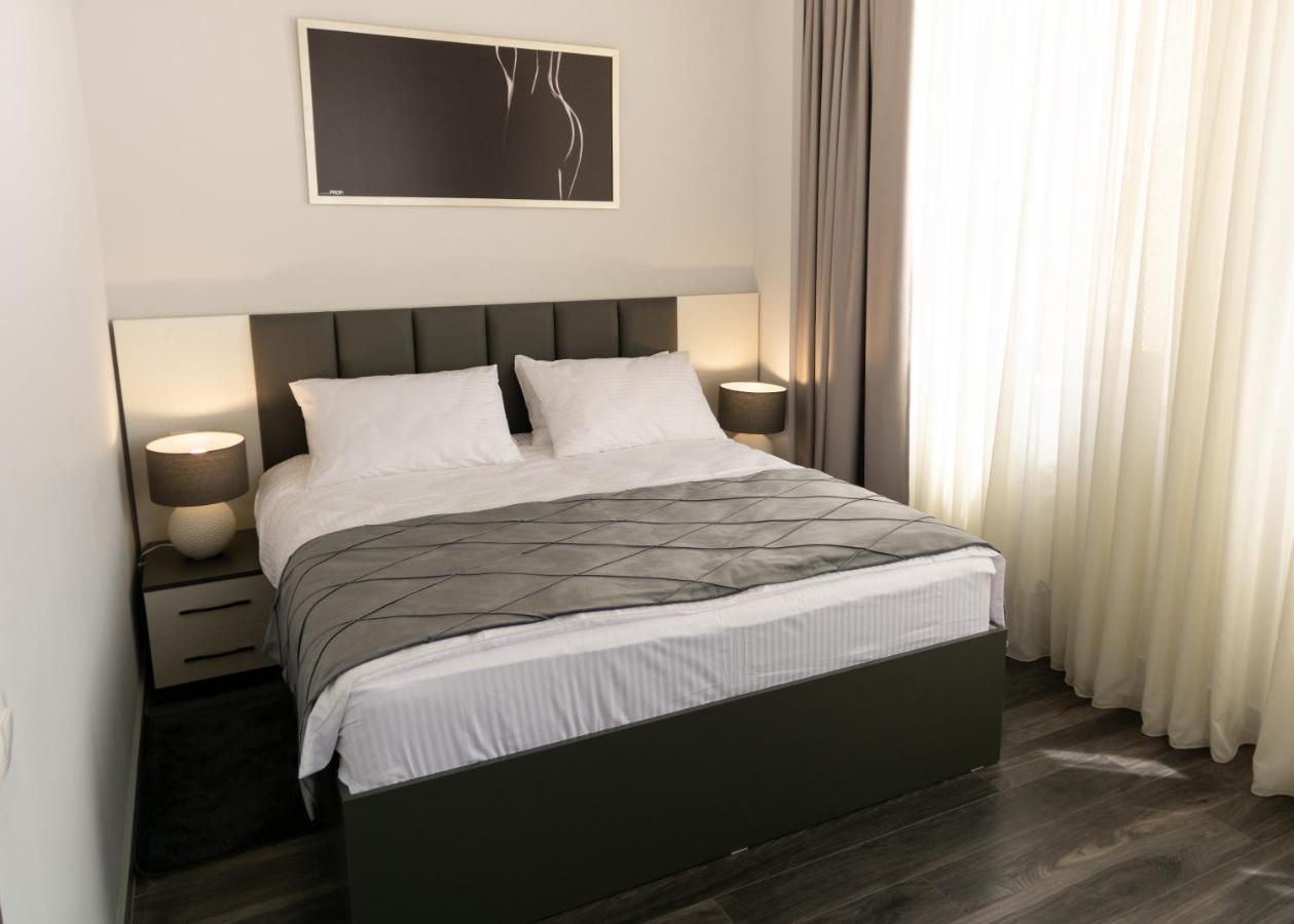 Downtown Suites Erevan Exterior foto