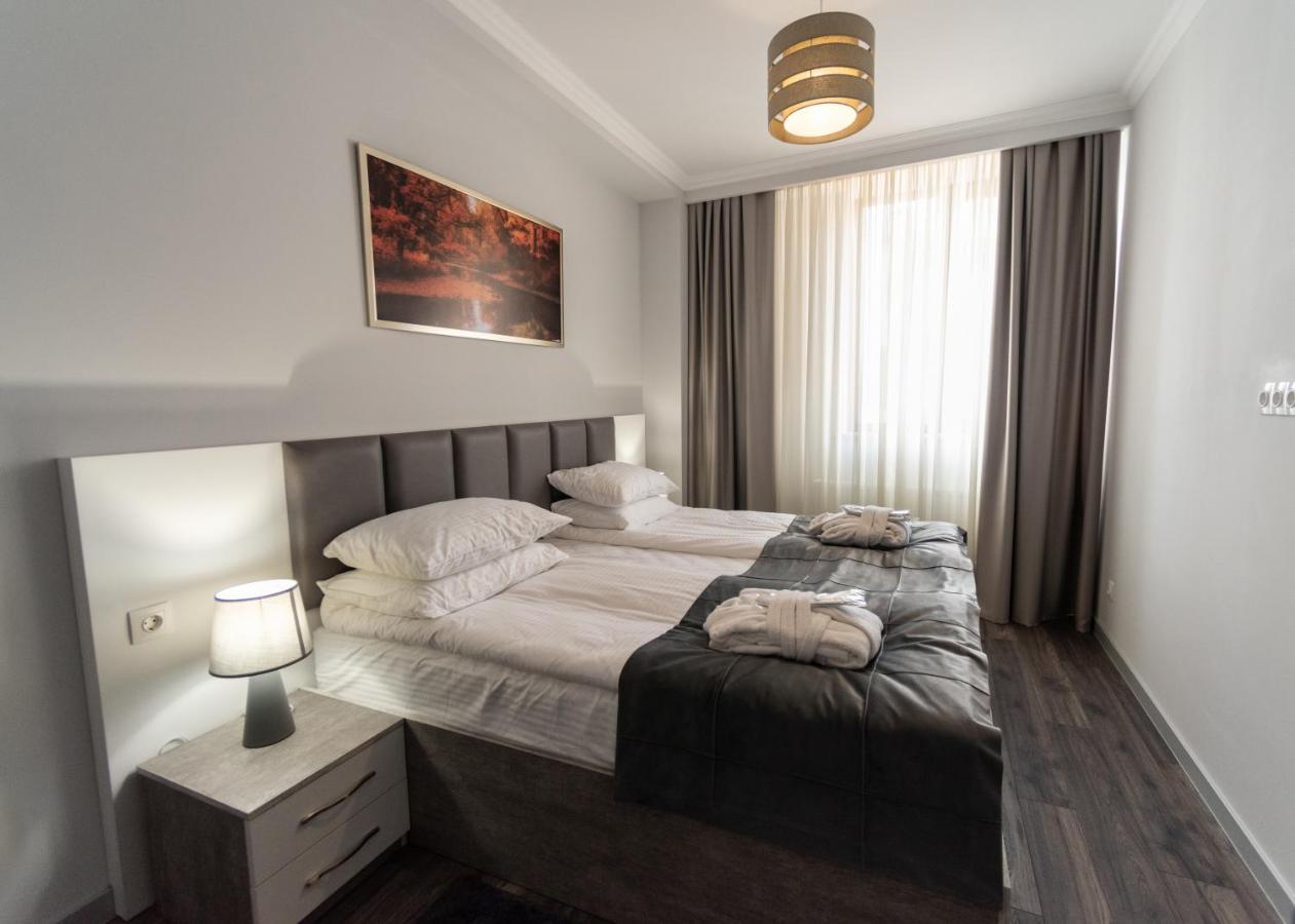 Downtown Suites Erevan Exterior foto