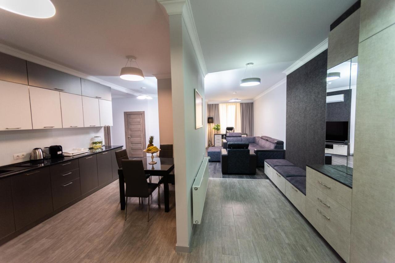 Downtown Suites Erevan Exterior foto